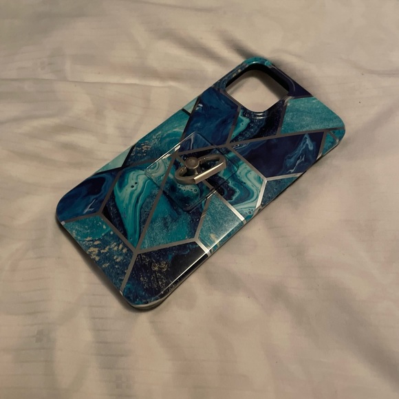 Selling all my IPhone 12 pro max covers, I lost my phone. Brand new and used - Picture 10 of 16